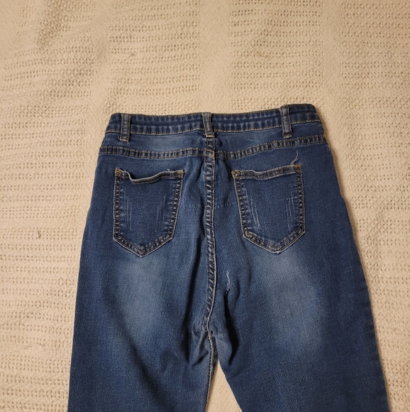 SHEIN DARK WASH SKINNY JEANS - Picture 3 of 5